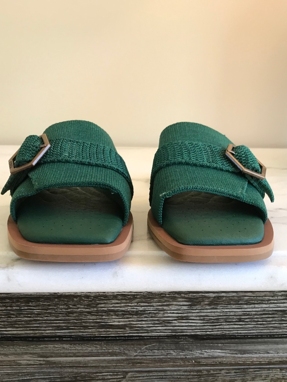 🆕 VIVAIA GREEN PILLOW TOP SLIDE SANDAL - Picture 3 of 14